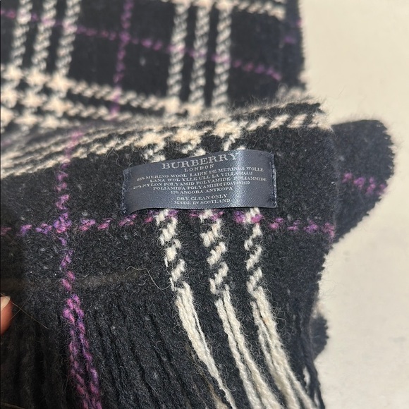 Plaid Black and White Scarf with Fringe - Picture 2 of 3